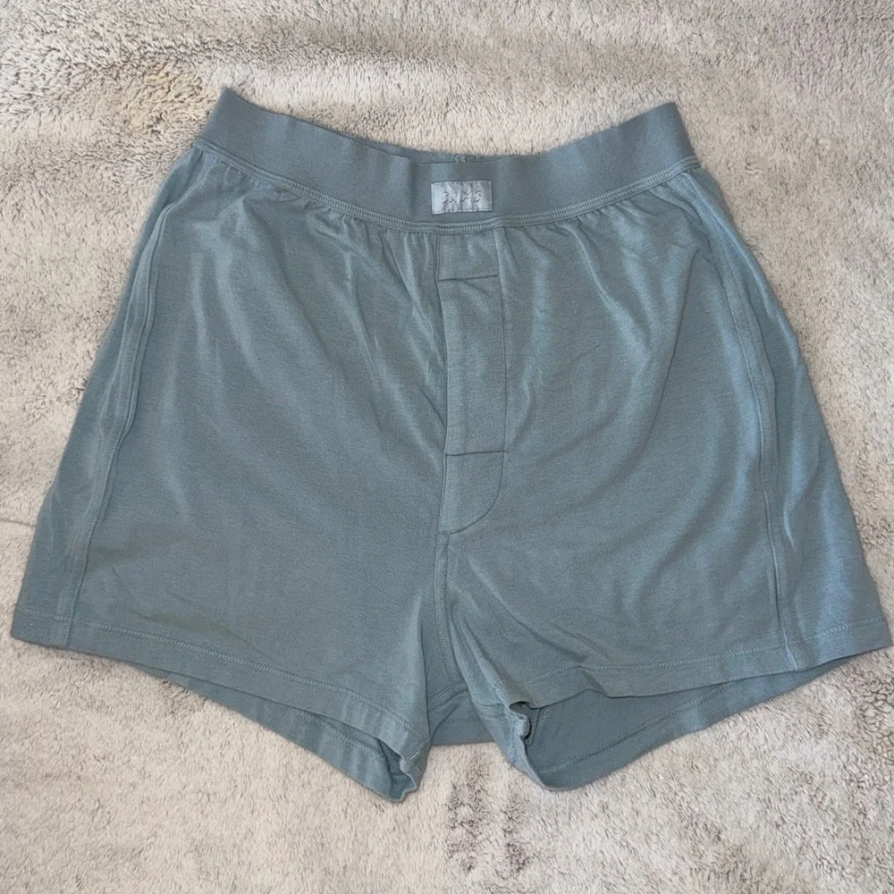 SKIMS cotton loose boxers - Picture 1 of 3
